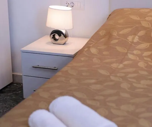 Sevelj アパート ドゥブロブニク