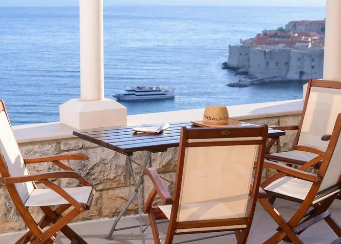 Sevelj アパート *